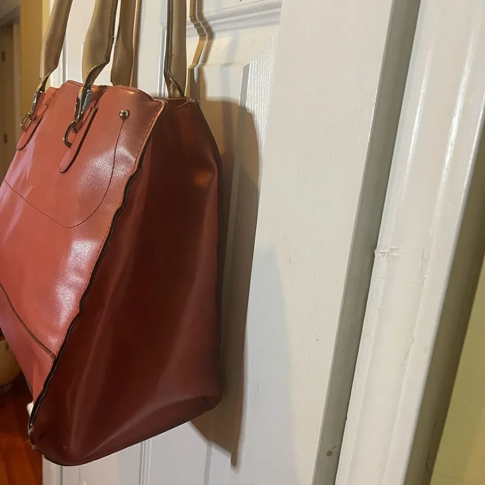 London Fog Faux leather orange large tote bag beige straps silver tone hardwares